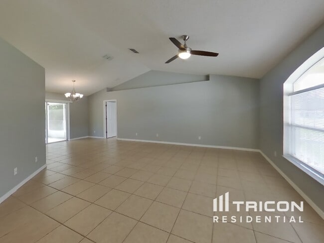 Building Photo - 10518 Gifford Dr