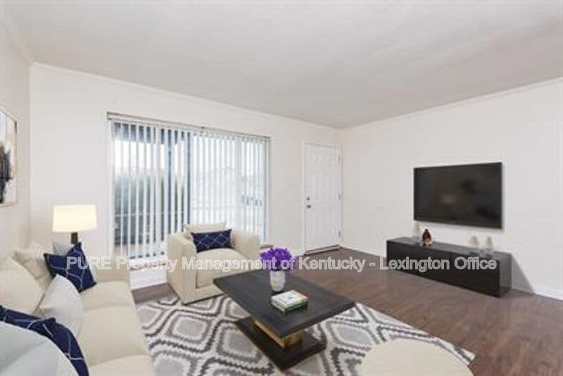 1685 Alexandria Dr Unit 3B, Lexington, KY 40504 Condo for Rent in