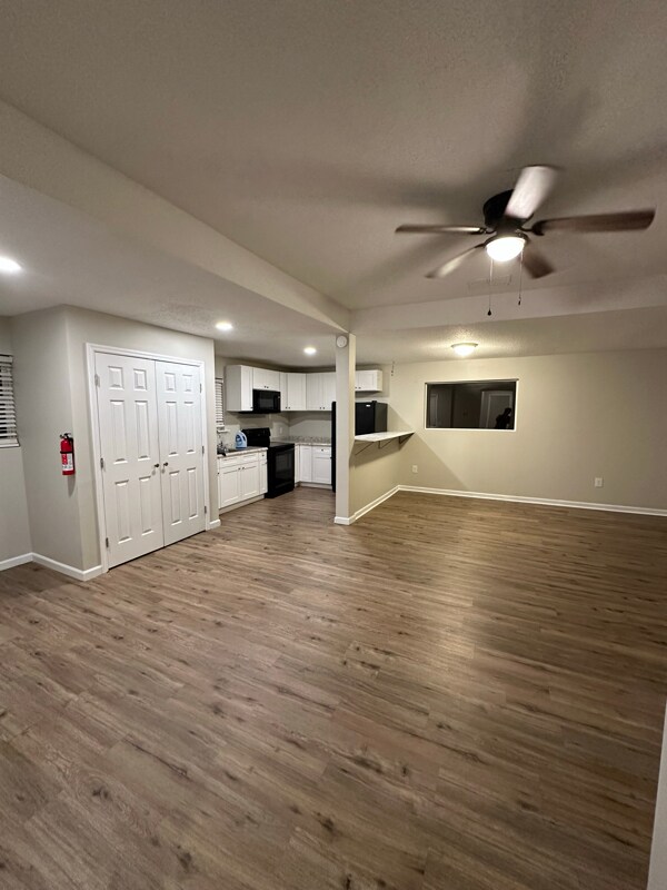 Foto del edificio - 309 N Main St