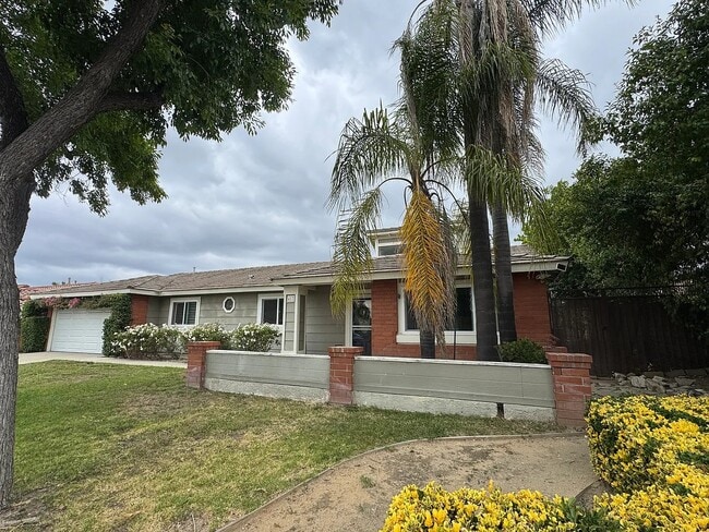 Foto del edificio - 417 E Miramar Ave