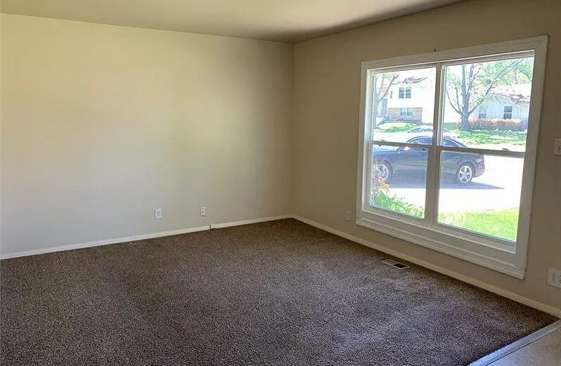 Building Photo - 606 Pleasant Pl