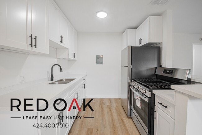 Foto del edificio - 6501 Cherry Ave