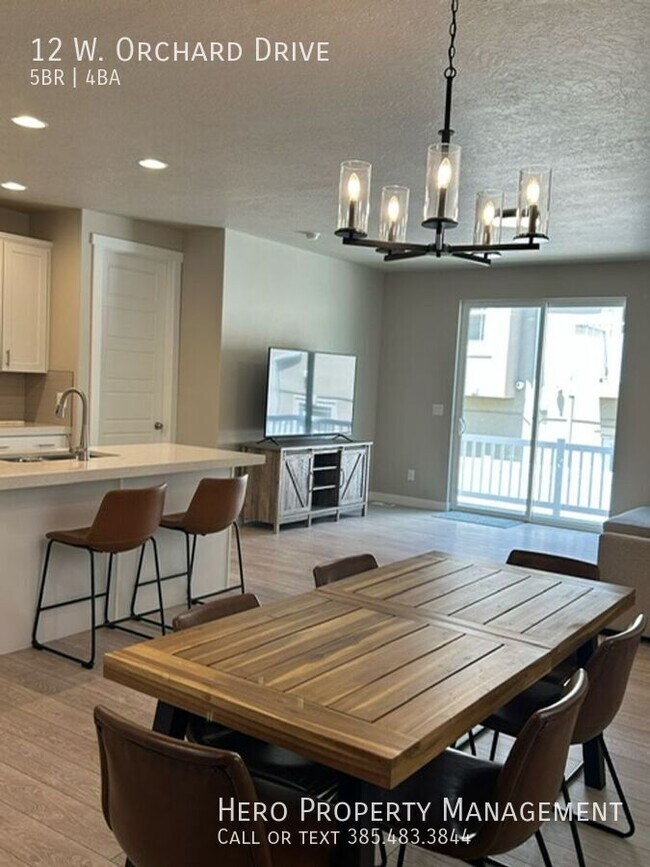 Foto del edificio - 12 W. Orchard Drive-
