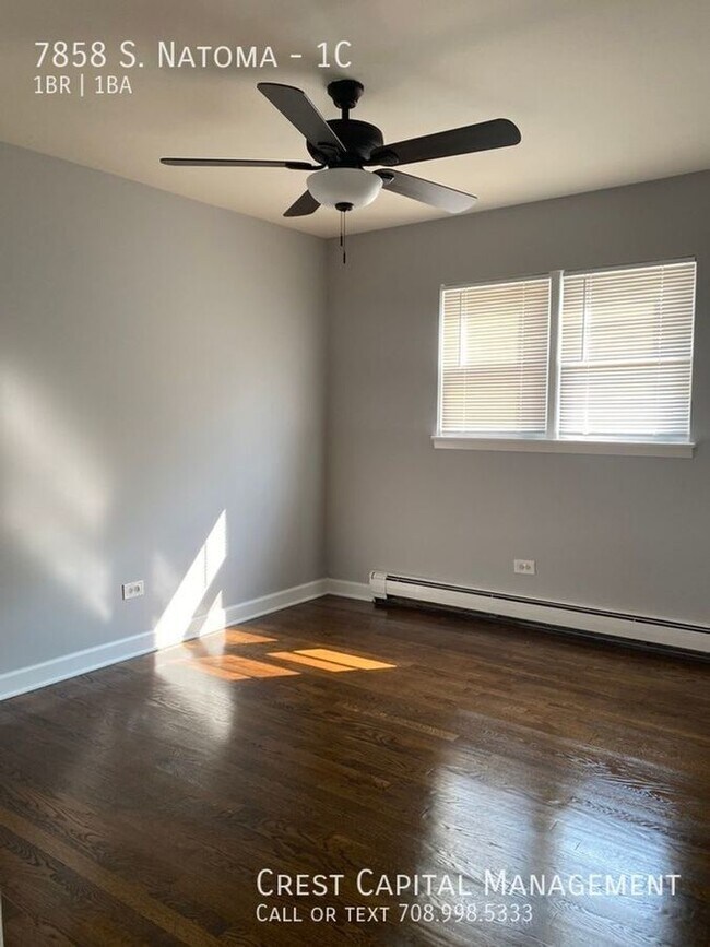 Foto del edificio - 7858 Natoma Ave