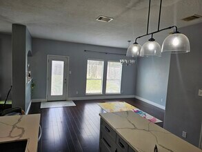 Building Photo - 1815 Creegan Park Ct