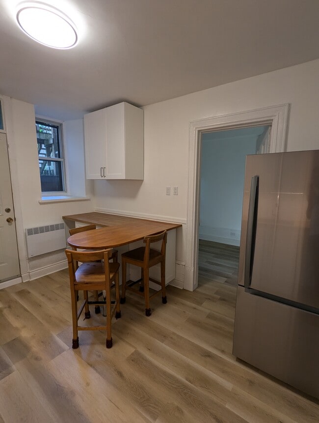 kitchen. - 2385 Rue Coursol