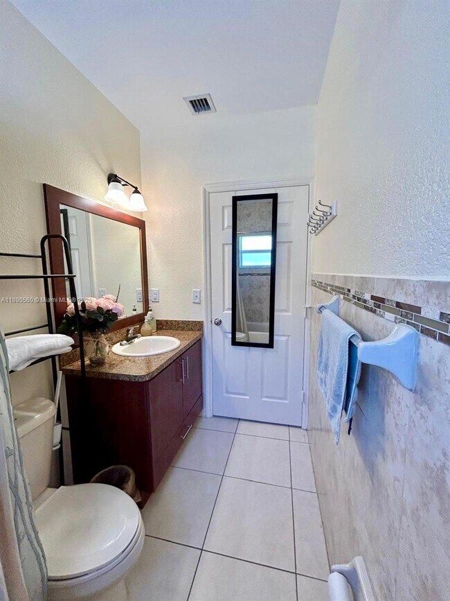 Foto del edificio - 7941 NW 14th Pl