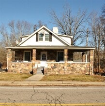 Building Photo - 51 Estrada Rd