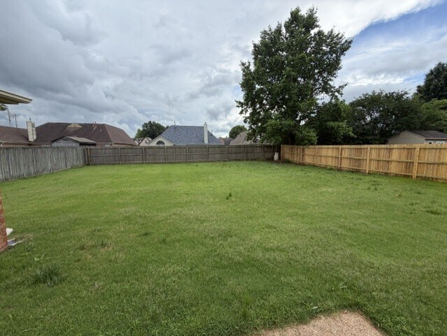 Foto del edificio - 11245 Cashmere Wood Dr