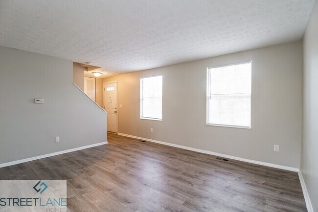 Foto del edificio - REDUCED! - Now offering 1/2-month free!