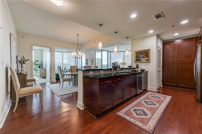 Foto del edificio - 2795 Peachtree Rd NE