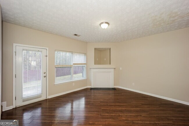 Foto del edificio - 2344 Bigwood Trail