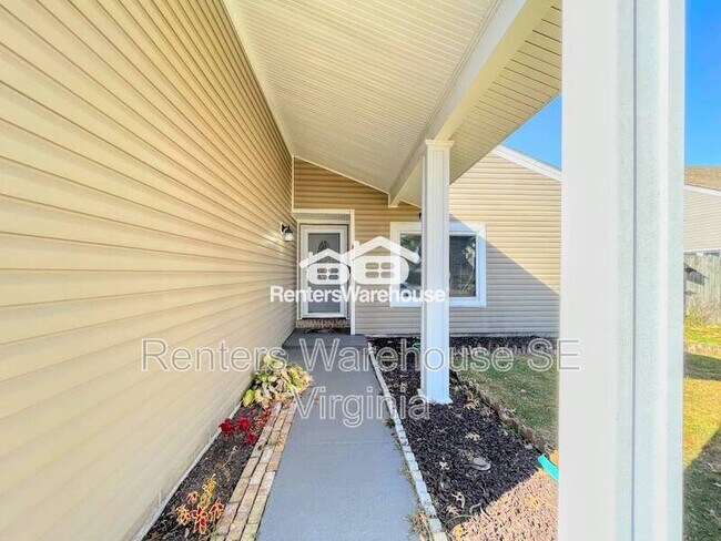 Foto del edificio - 3456 Daffodil Crescent