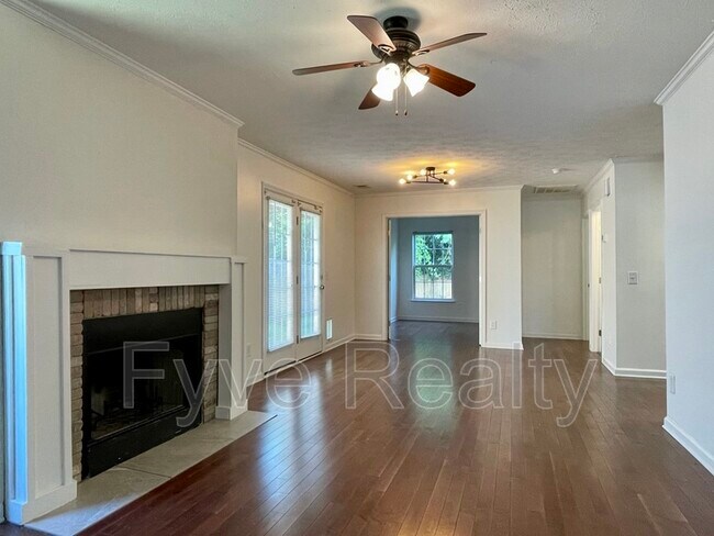 Building Photo - 3232 Penn Meade Way