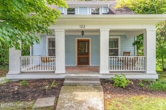 Building Photo - 122 W Glenwood Ave NE