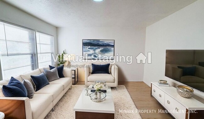 Building Photo - 5005 Avenue W