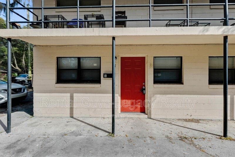 Photo - 1738 Wright Avenue