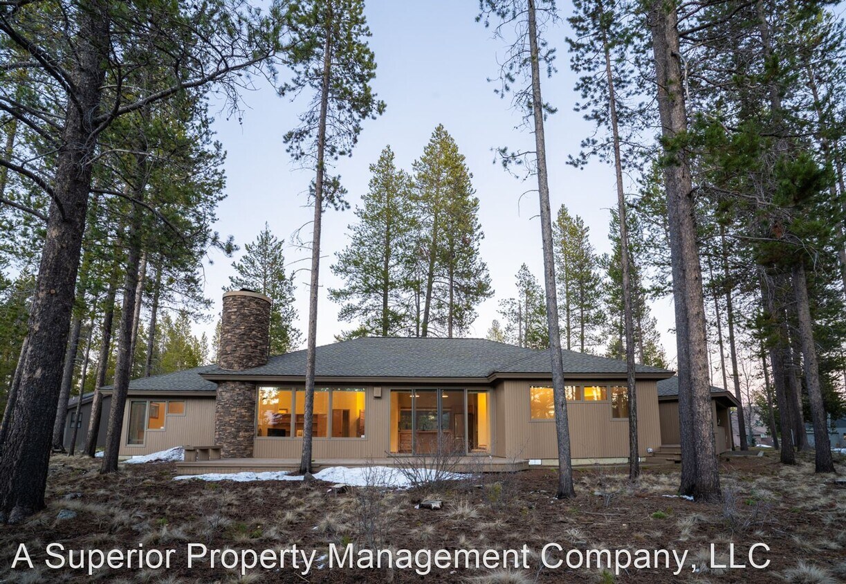 Foto principal - 3 br, 2 bath House - 57873 Cinder Lane