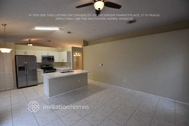 Foto del edificio - 12610 SW 18th St