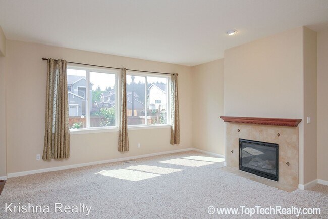 Building Photo - 4 br, 2.5 bath House - 191 NE Iberian Ln.