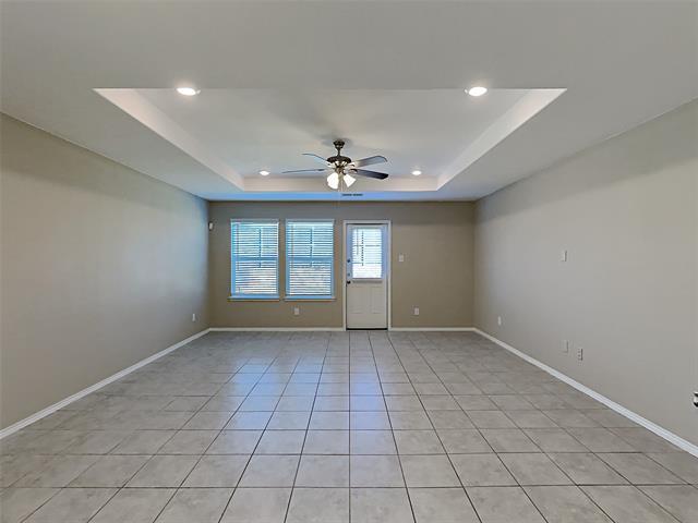 Foto del edificio - 2220 Heaton St