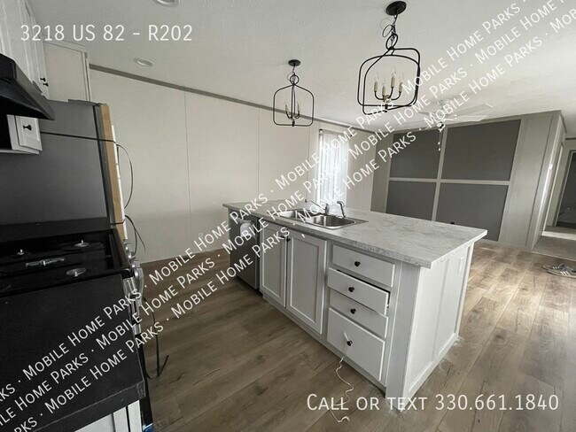 Foto del edificio - 3218 OH-82