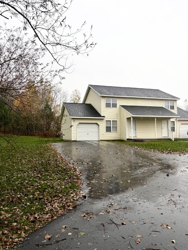 Primary Photo - 18 Vosburgh Rd