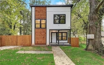 Building Photo - 1930 Pinedale Rd