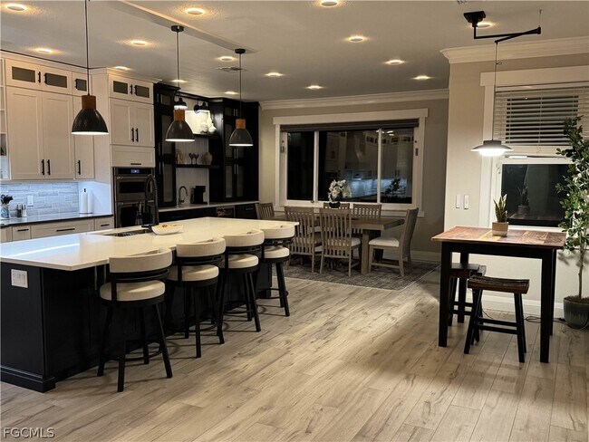 Building Photo - 20961 Skyler Dr