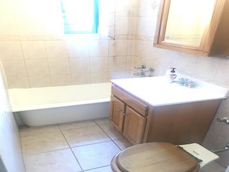 Primary Photo - 725 4th Ave