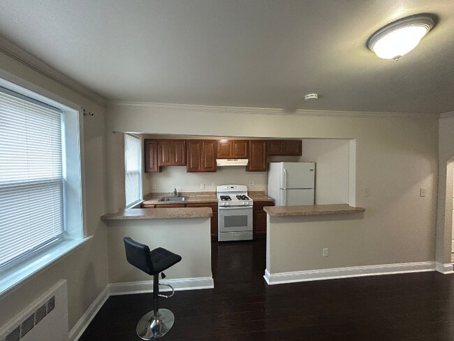 Foto del edificio - 4309 Norfolk Ave