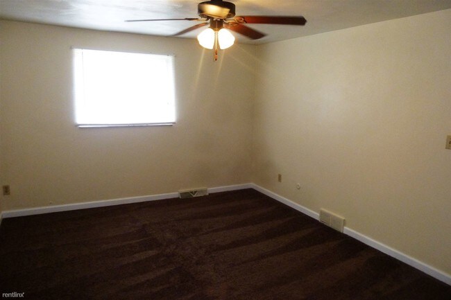 Foto del edificio - 1666 Relative Dr