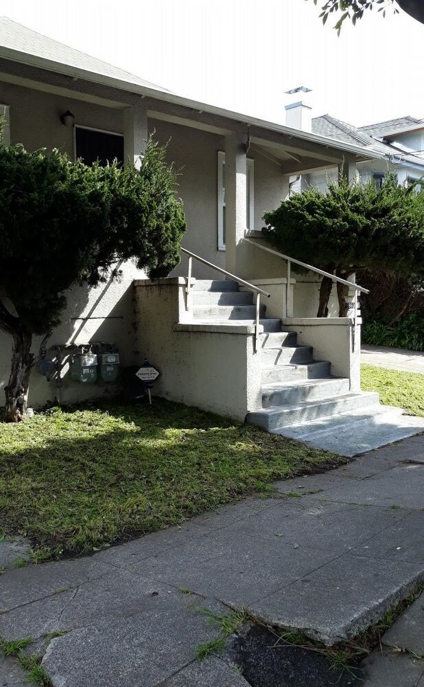 Building Photo - 960 37th Street A