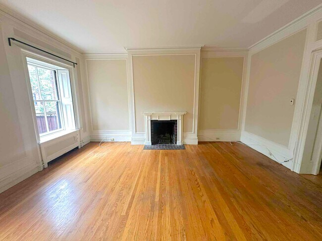 Foto del edificio - 107 Beacon St