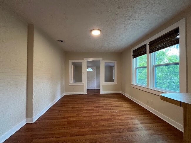 Building Photo - 8061 Hammond Blvd