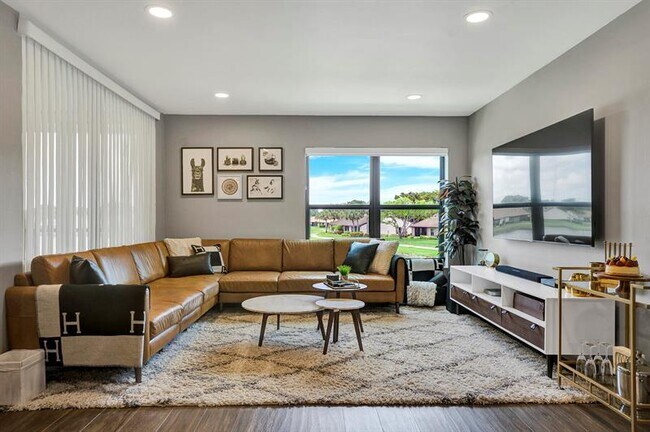 Foto del edificio - 8665 Boca Glades Blvd W