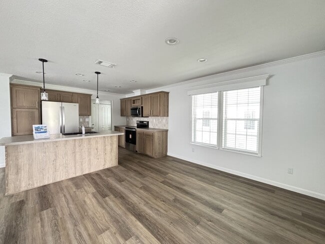 Foto del edificio - 7443 43rd Way N