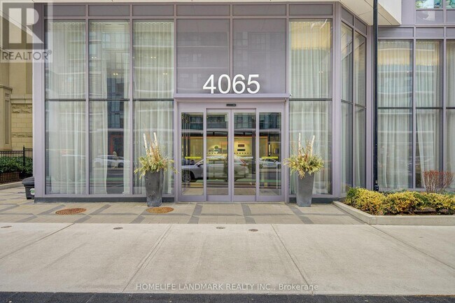 Photo du bâtiment - 4065 Confederation Pkwy