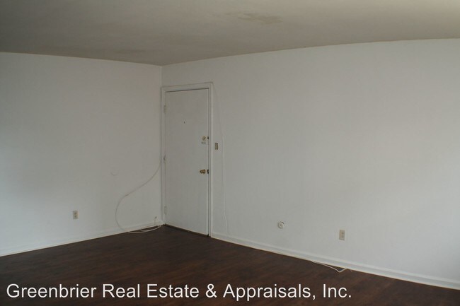 Building Photo - 9642 Sherwood Pl