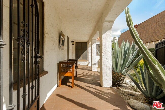 Foto del edificio - 458 N Alfred St