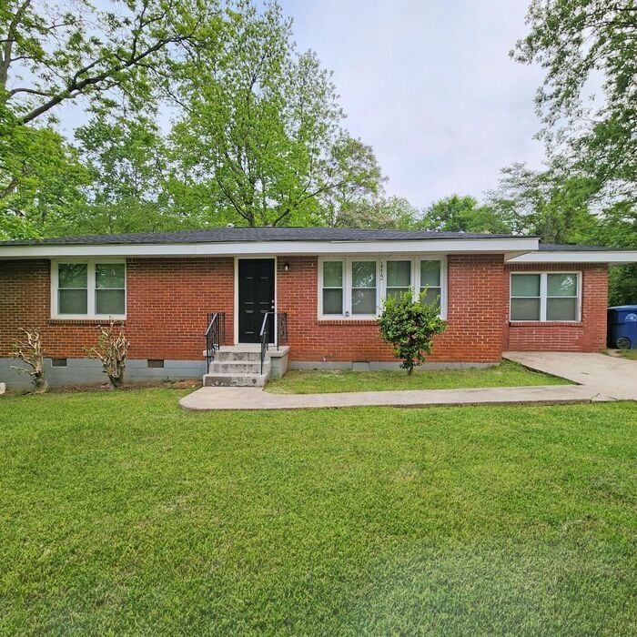 Primary Photo - 1112 Valley View Rd SE