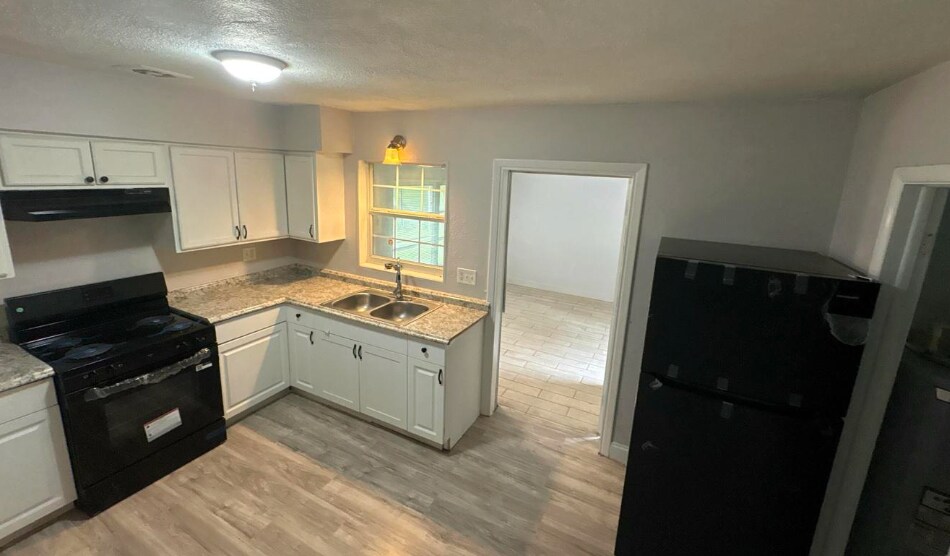 Building Photo - 20822 SW Marine Blvd