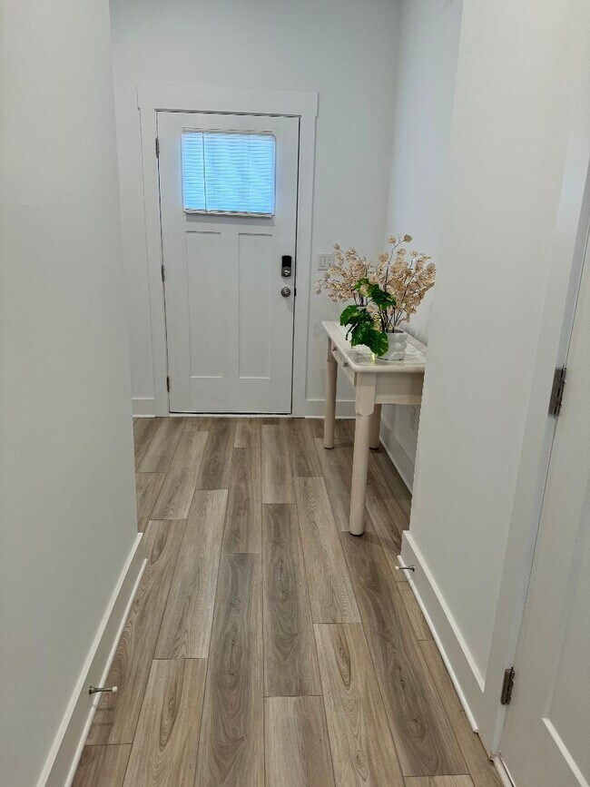 Foto del edificio - 222 Marston Ln