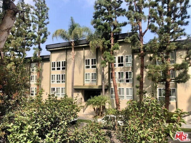 Building Photo - 4407 Francis Ave