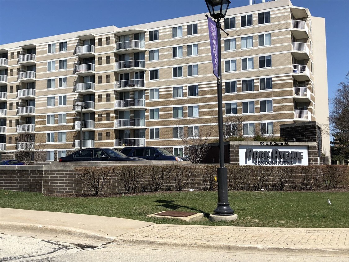 Foto principal - 150 W St Charles Rd