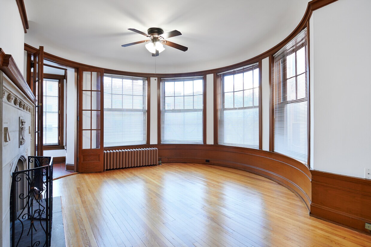 Decorative Fireplace, Natural Light, Oak Woodwork And Flooring - 1065 W Hollywood Ave