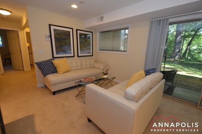 Building Photo - 1103 primrose court #102