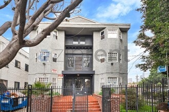 Building Photo - Unit 17
