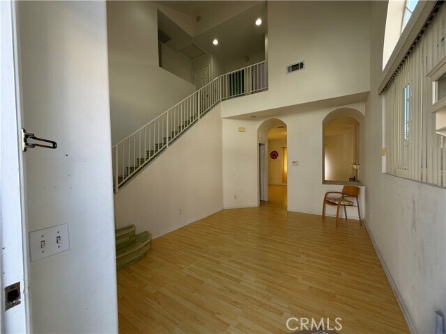 Foto del edificio - 23812 Los Codona Ave