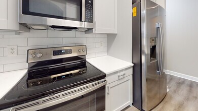 Interior Photo - Lenox Farms